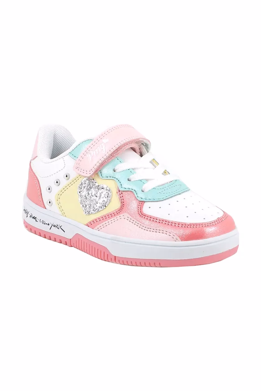 Jak dbać o buty dziecięce?