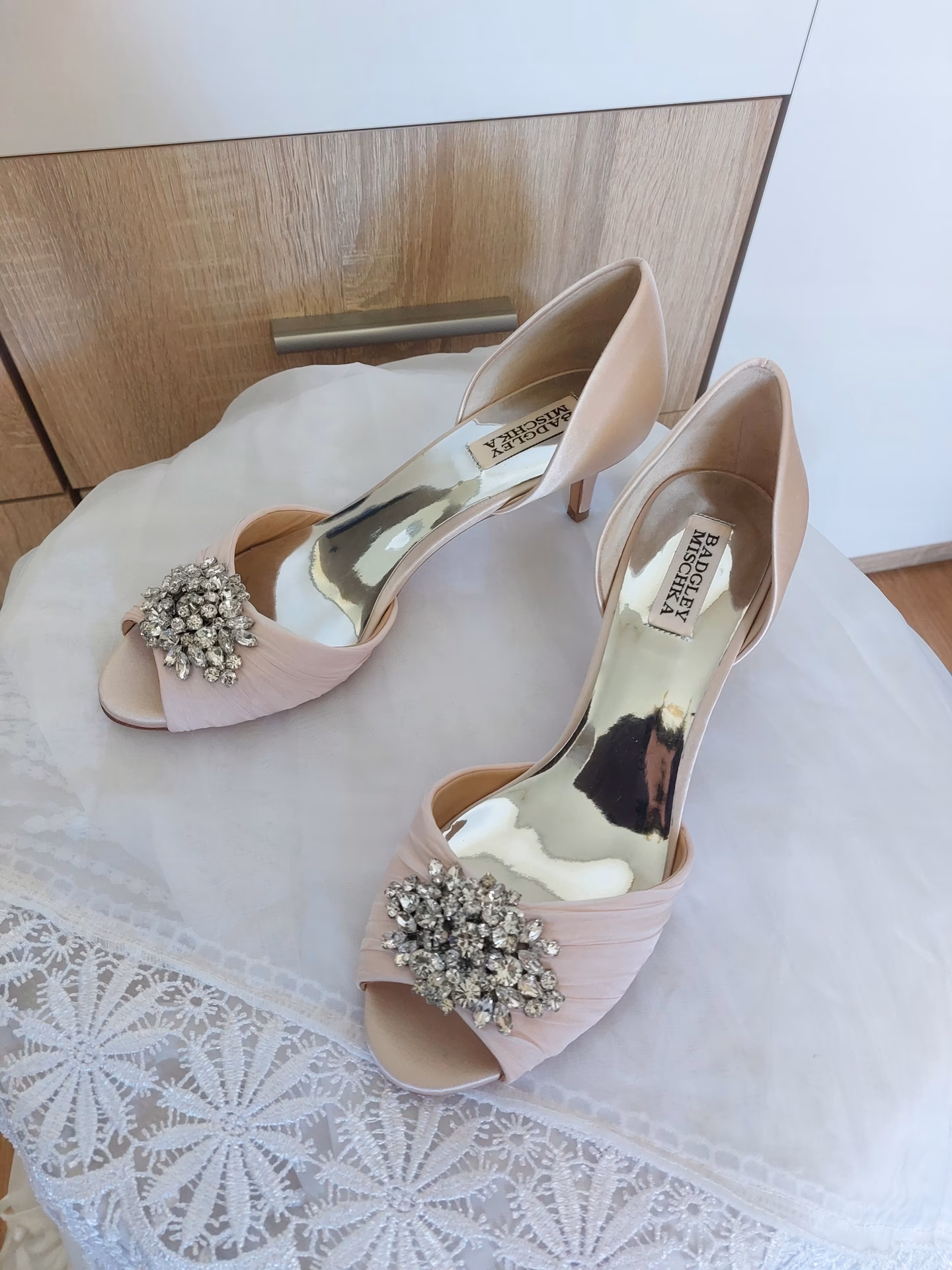 Czy Badgley Mischka to luksusowa marka?