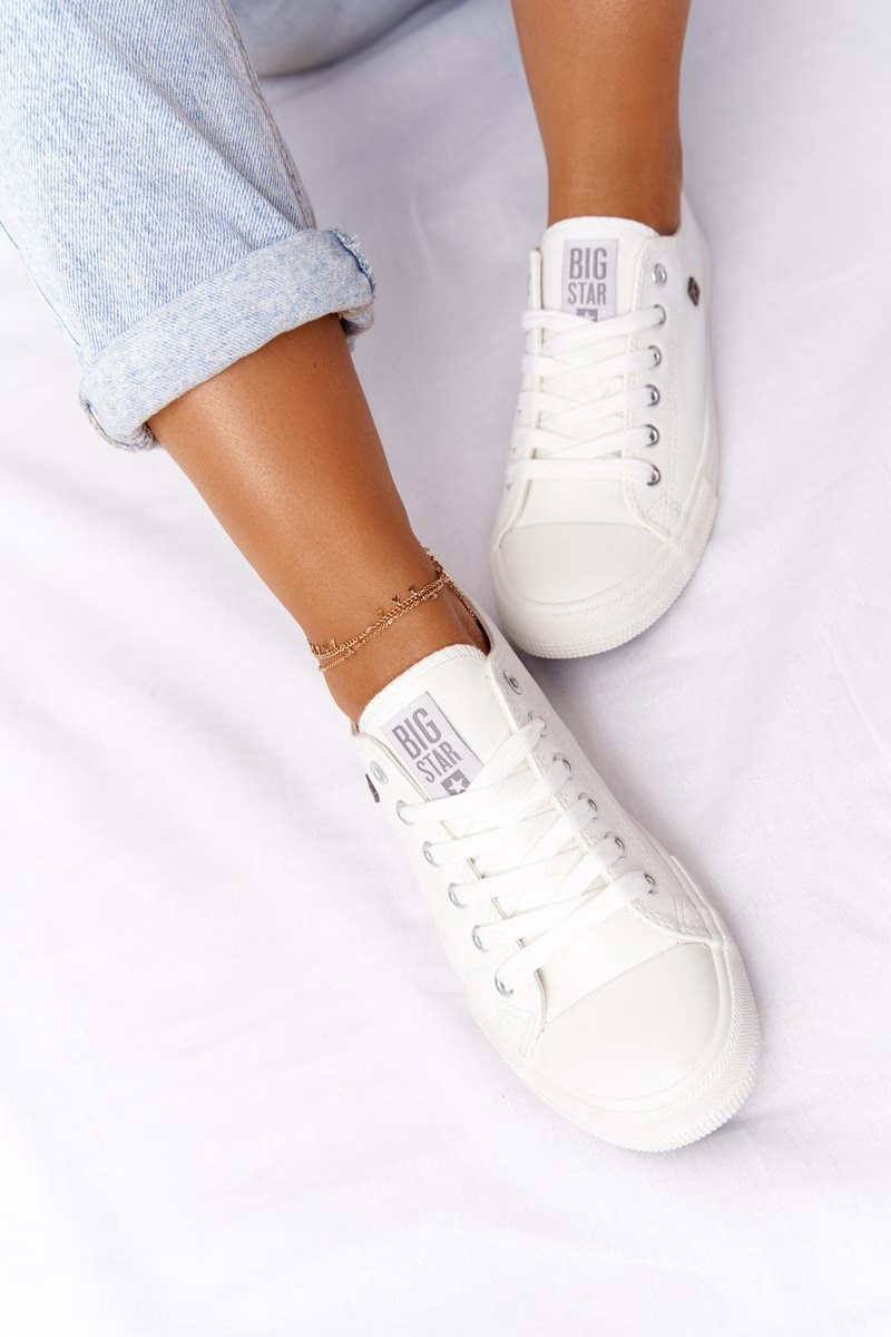 Jakie buty do białych spodni?