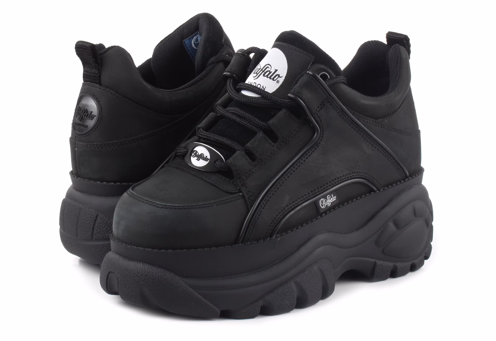 Jak zmierzyć stopę, żeby dobrać odpowiedni rozmiar butów?