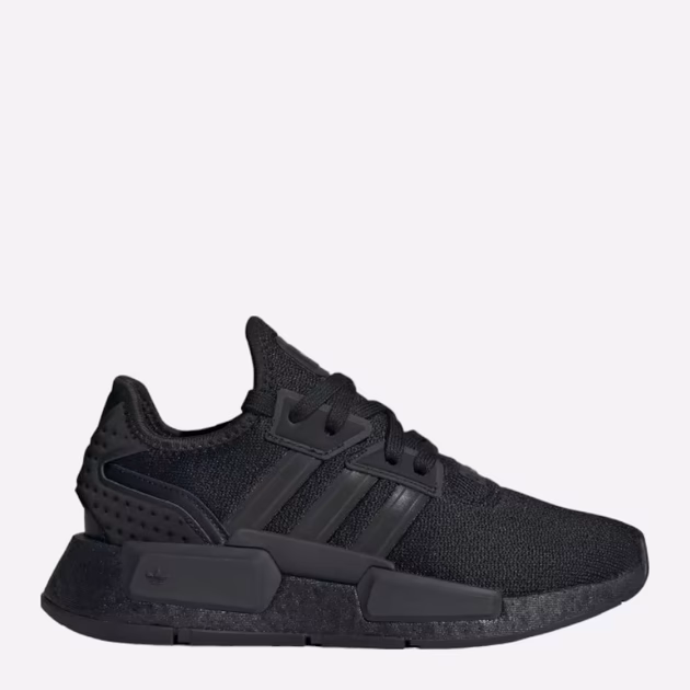 Z jakich materiałów wykonane są buty Adidas dla chłopców?