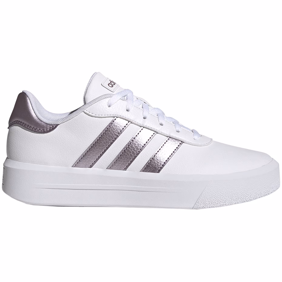 Jakie buty są teraz w modzie?