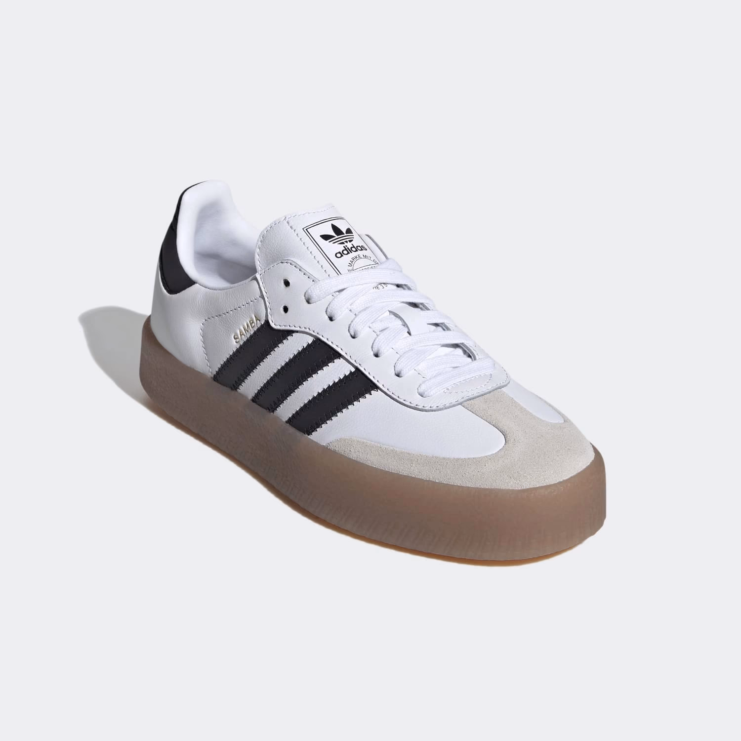 Z czego są wykonane buty Adidas Samba?