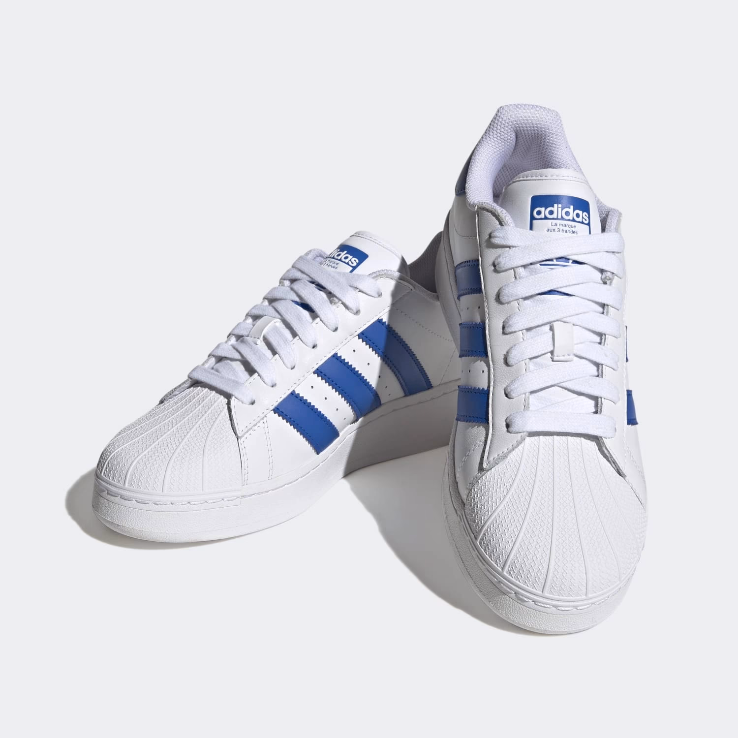 Czy buty Adidas Superstar są modne?