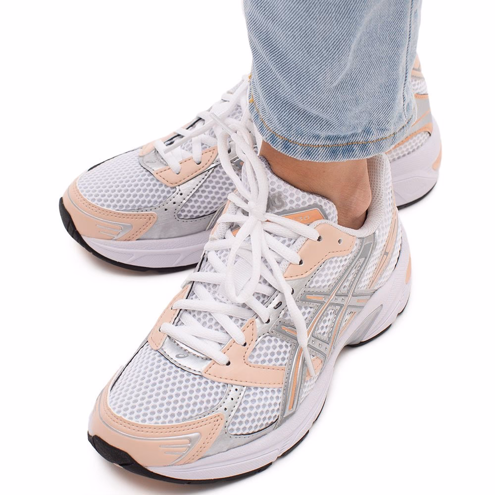 Jakie buty do chodzenia po nierównym terenie?