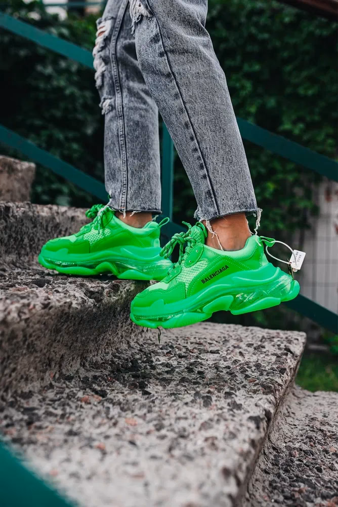 Jak odróżnić oryginalne buty Balenciaga Triple S?