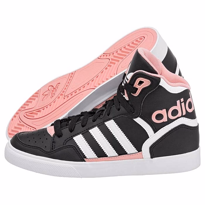 Jakie buty do chodzenia po górach damskie?