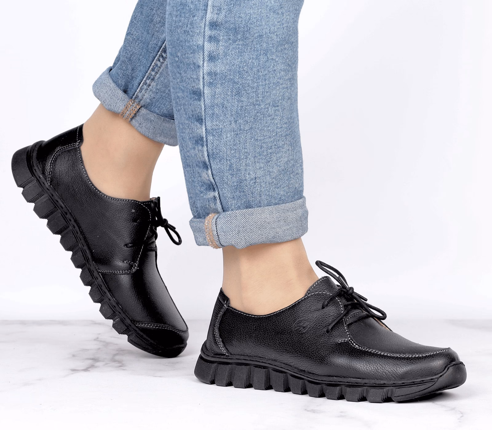 Czy skórzane buty są odpowiednie na zimę?