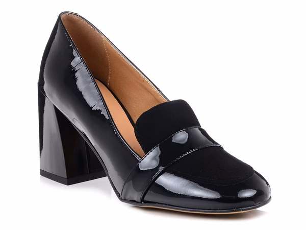 Jakie buty na lato do sukienki?