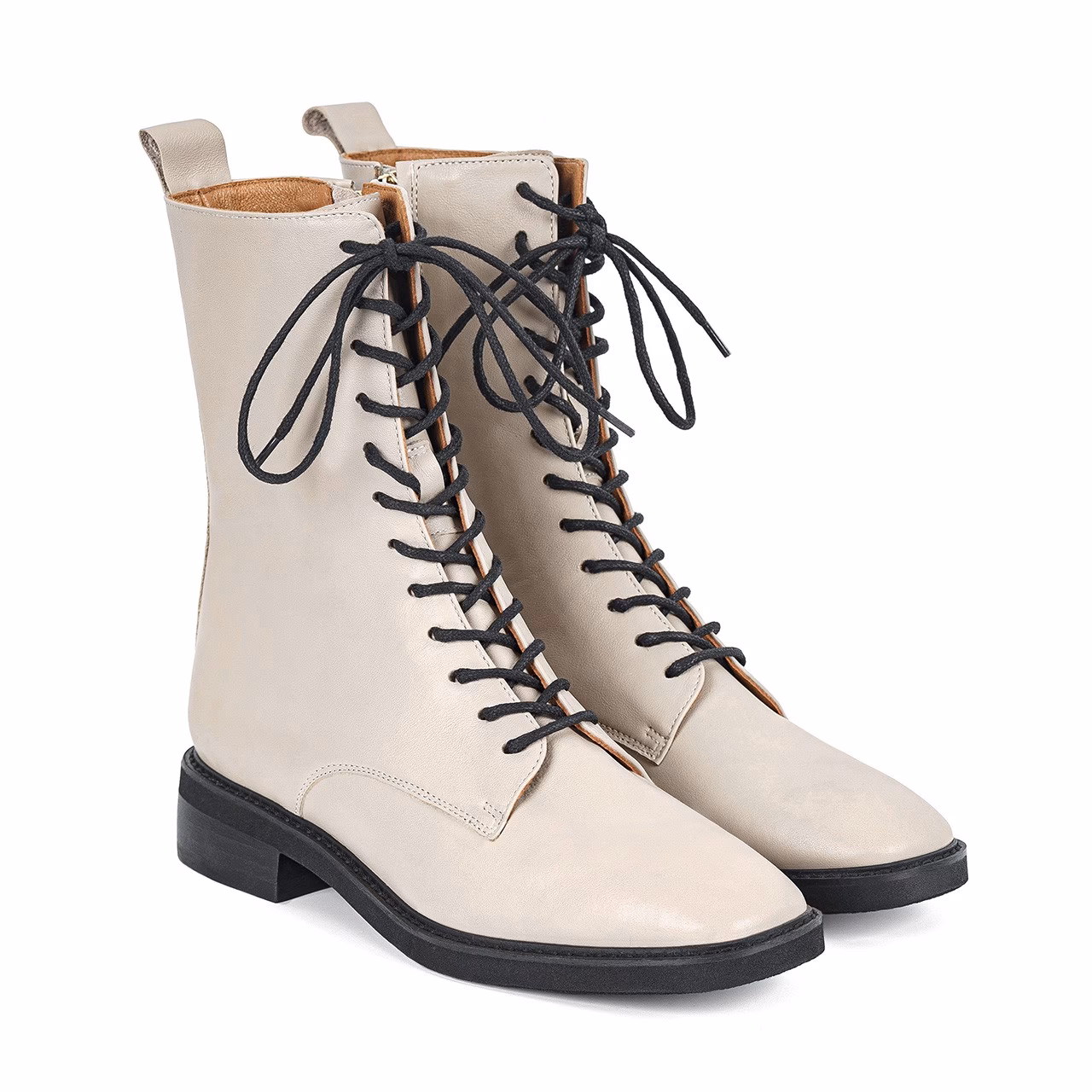 Jakie buty są modne zimą 2024?