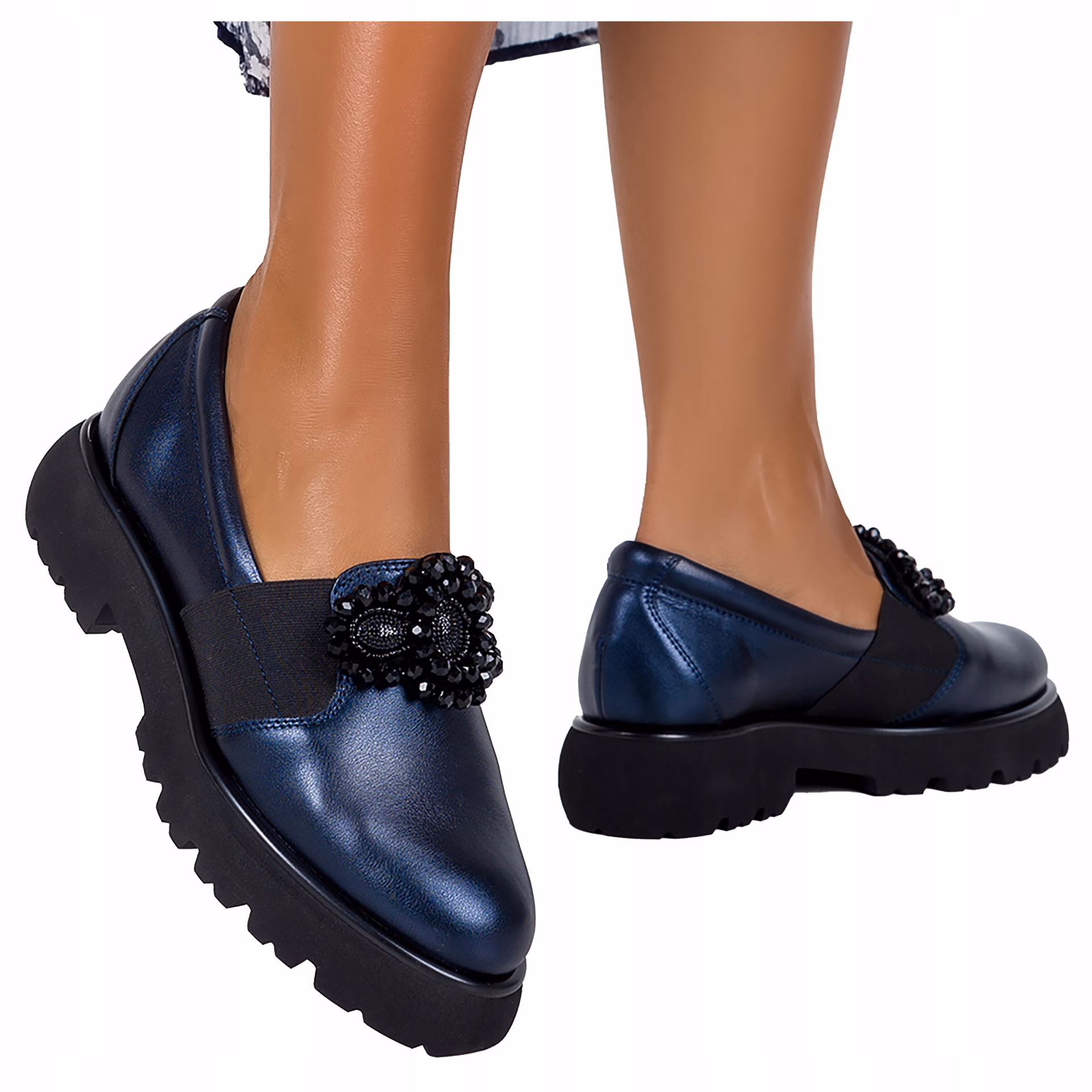 Jak nosić buty z koralikami?