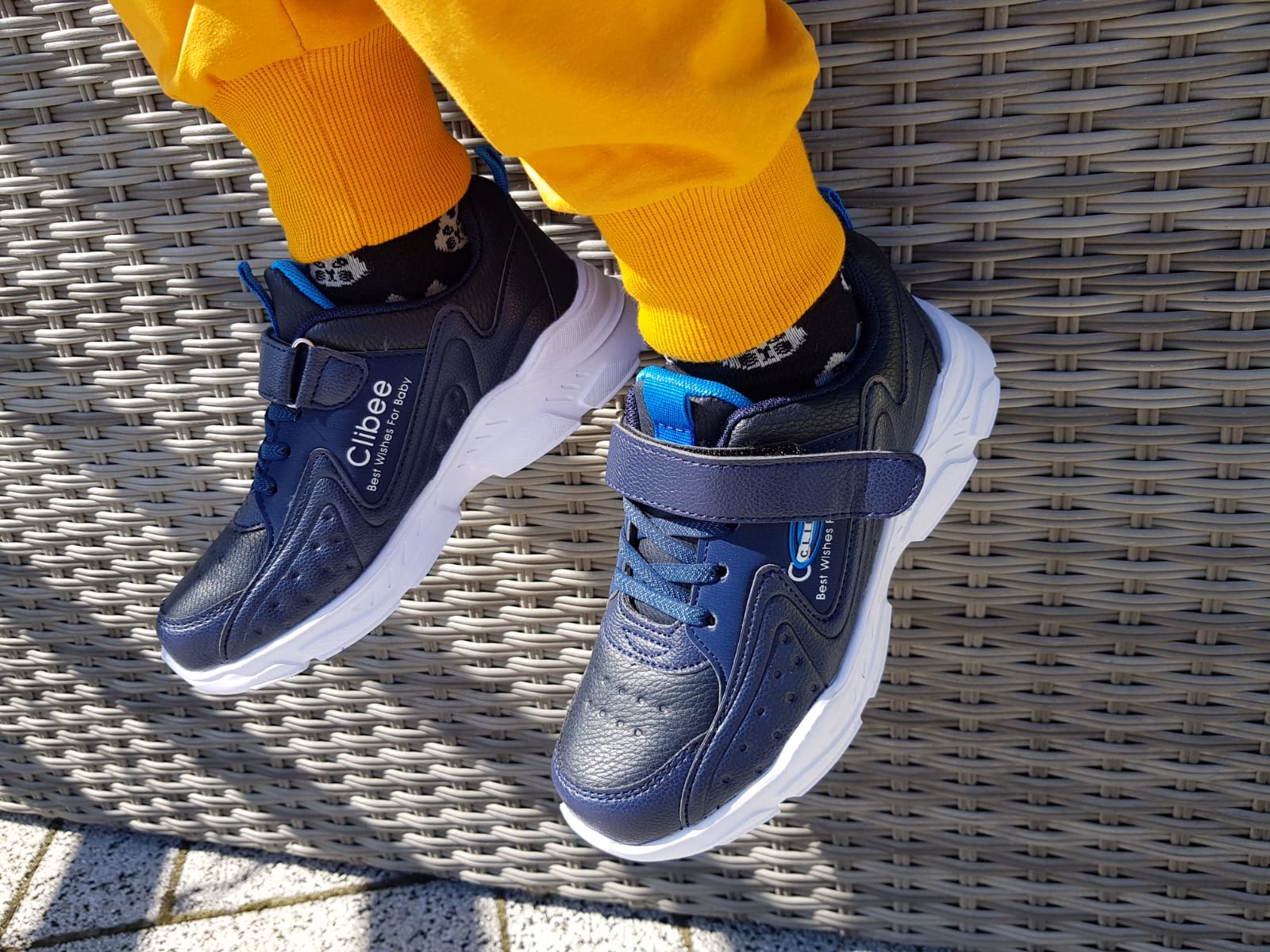 Jaki rozmiar butów dla 7 latka?