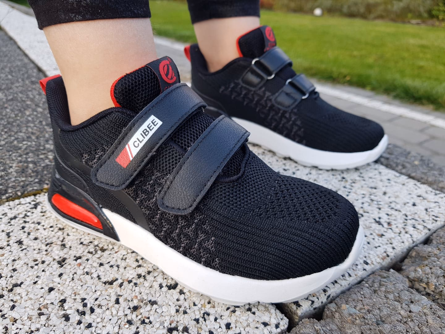 Jaki rozmiar butów dla chłopca 8 lat?