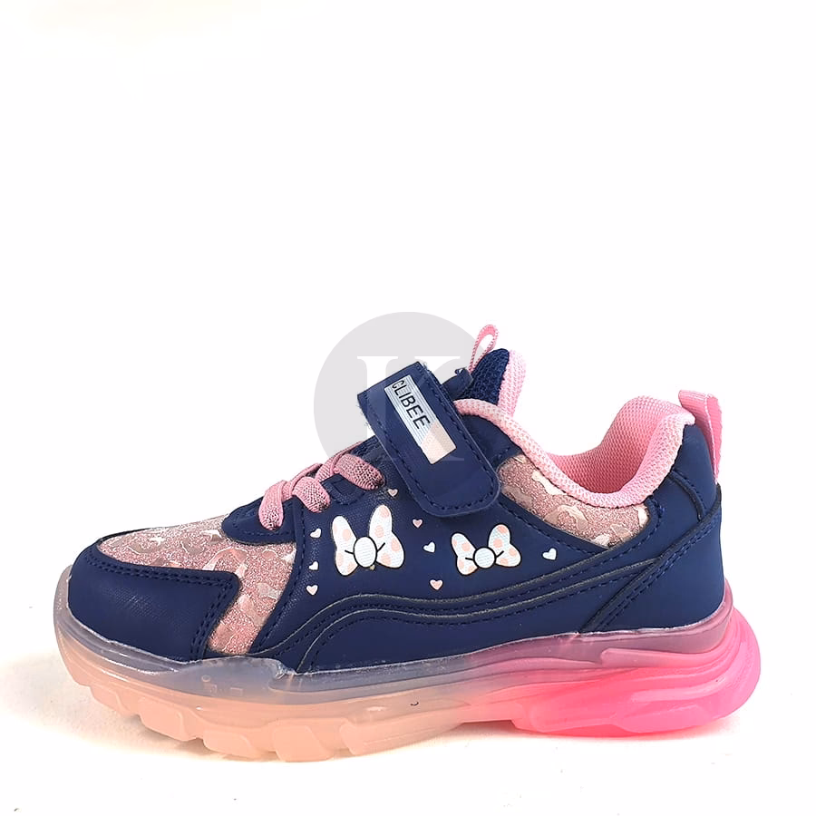 Jak dobrać rozmiar buta dla niemowlaka?