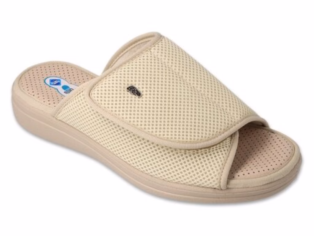 Jakie buty na opuchnięte stopy dla seniora?