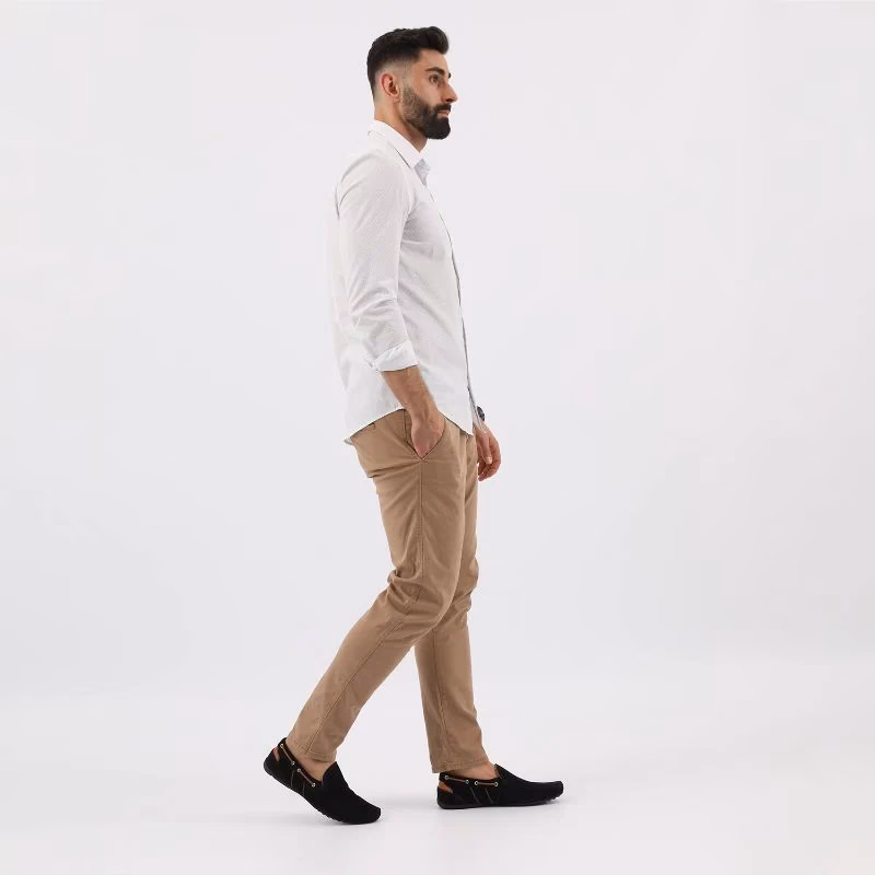 Jakie buty do pracy w biurze latem?