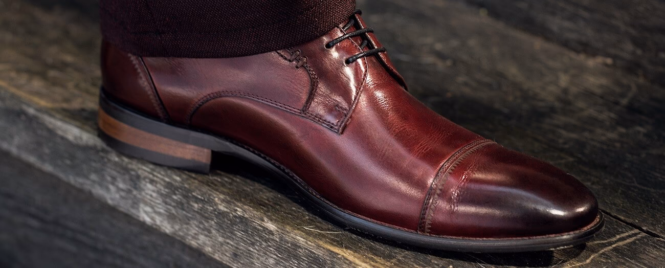 Jak dobrać kolor butów do spodni?