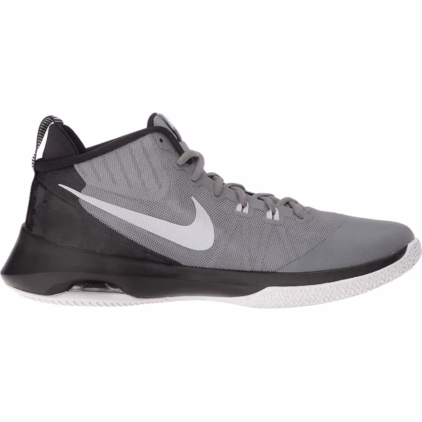 Nike Air Versitile IV — dlaczego warto kupić?