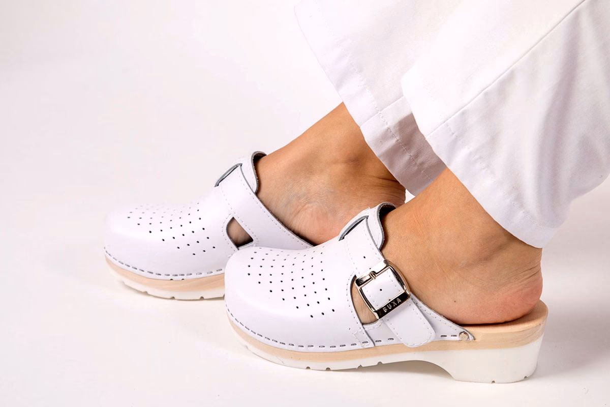 Jak dobrać buty do pracy stojącej?