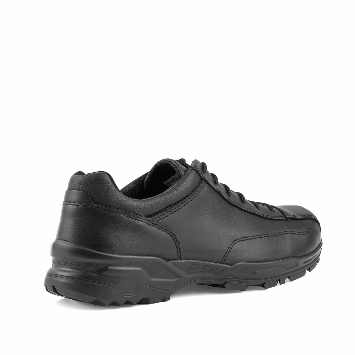 Ile trwa nauka w szkole policyjnej?