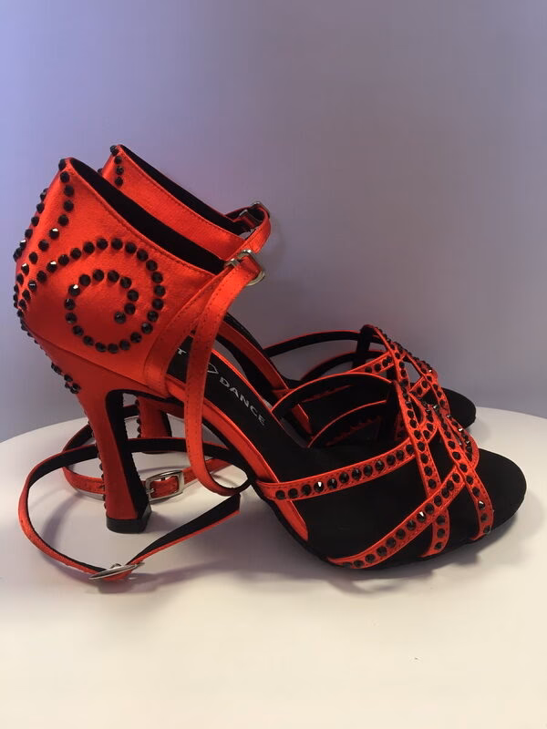 Jak dbać o buty do tańca latino?