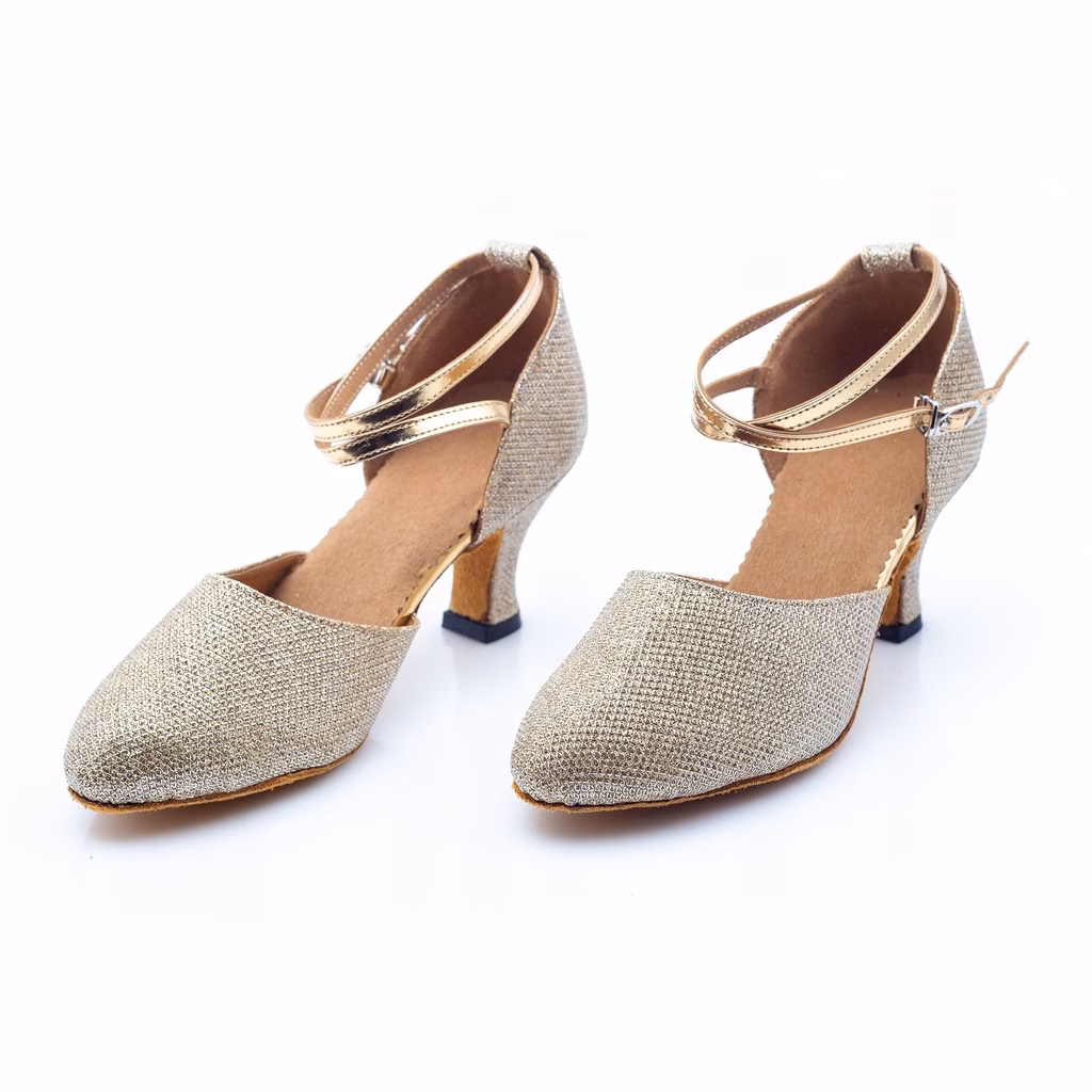 Jakie buty do tańca towarzyskiego wybrać?