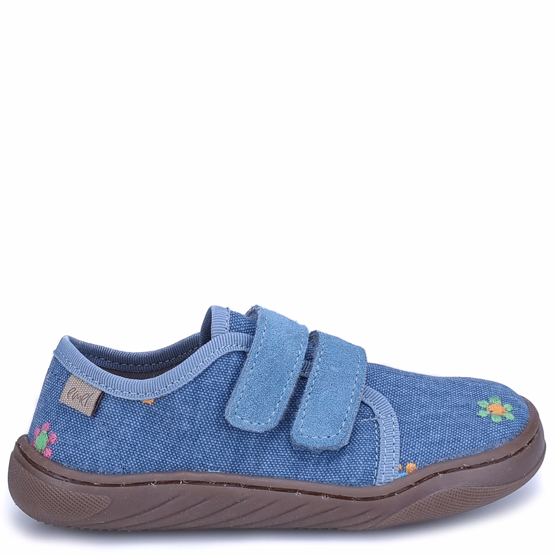 Jak wybrać rozmiar butów dla dzieci?