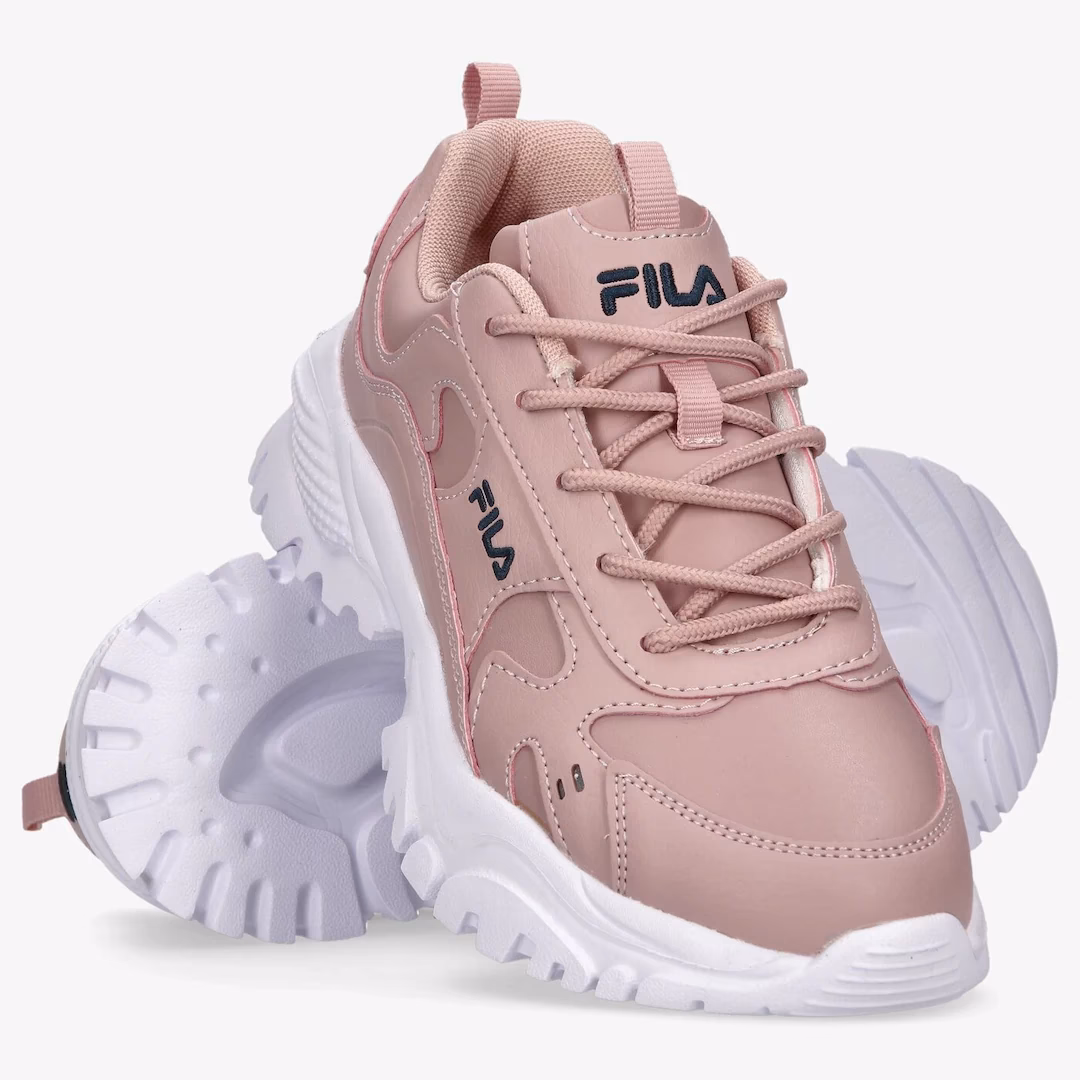 Na co zwrócić uwagę przy zakupie butów Fila Disruptor online?