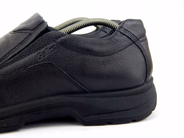 Jakie buty do sukienki?