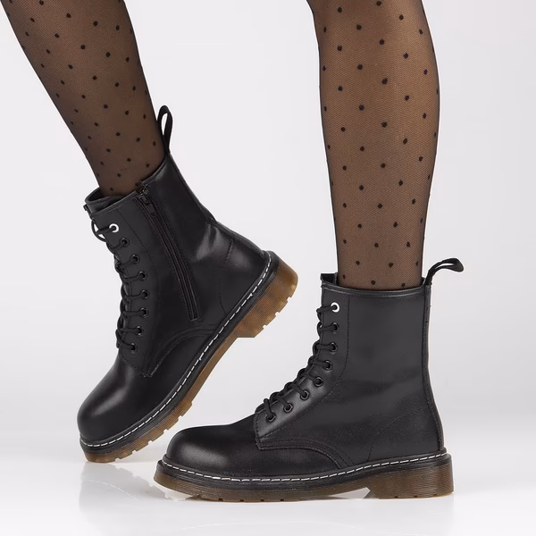 Jak wyczyścić glany?