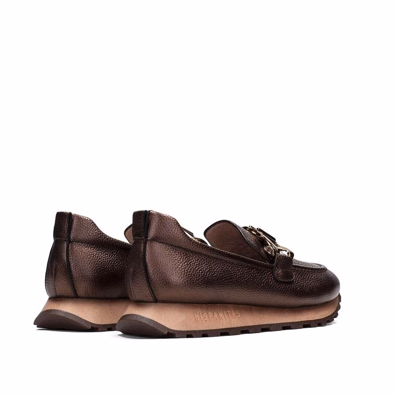 Jakie buty są teraz modne?