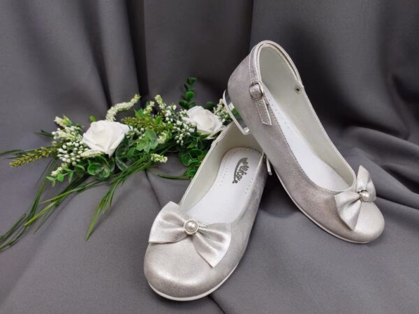 Jakie buty na komunię dla dziewczynki?