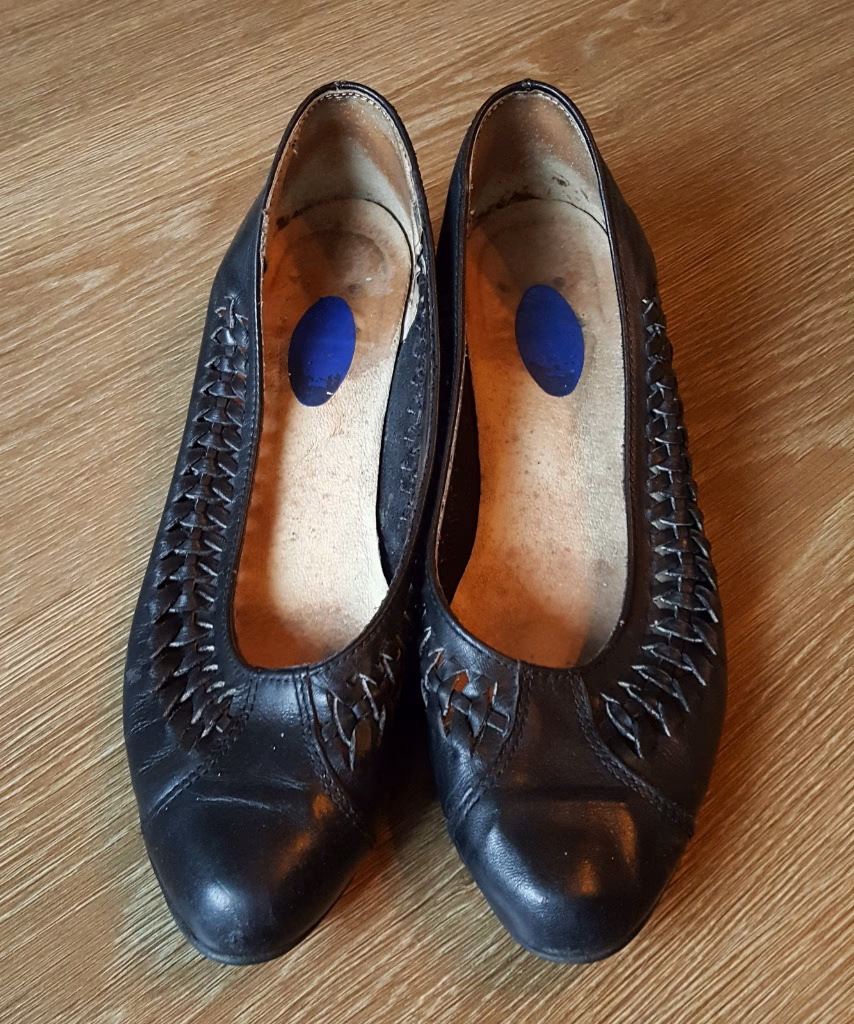 Jakie były modne buty w latach 90?