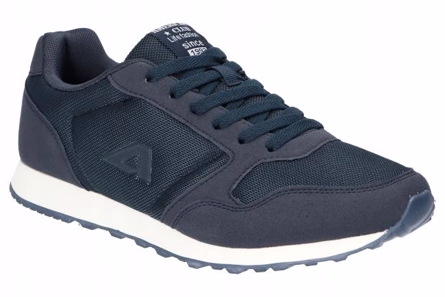 Jakie buty męskie są odpowiednie na upały?