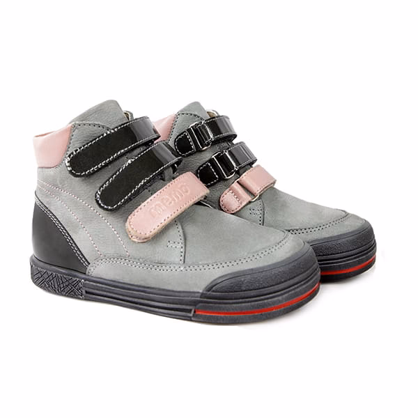 Jak dobrać rozmiar butów dla dziecka MEMO?