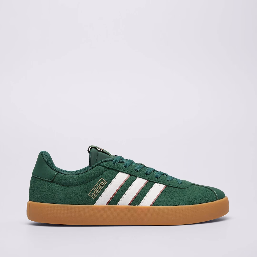 Czy zielone buty męskie Adidas są modne?