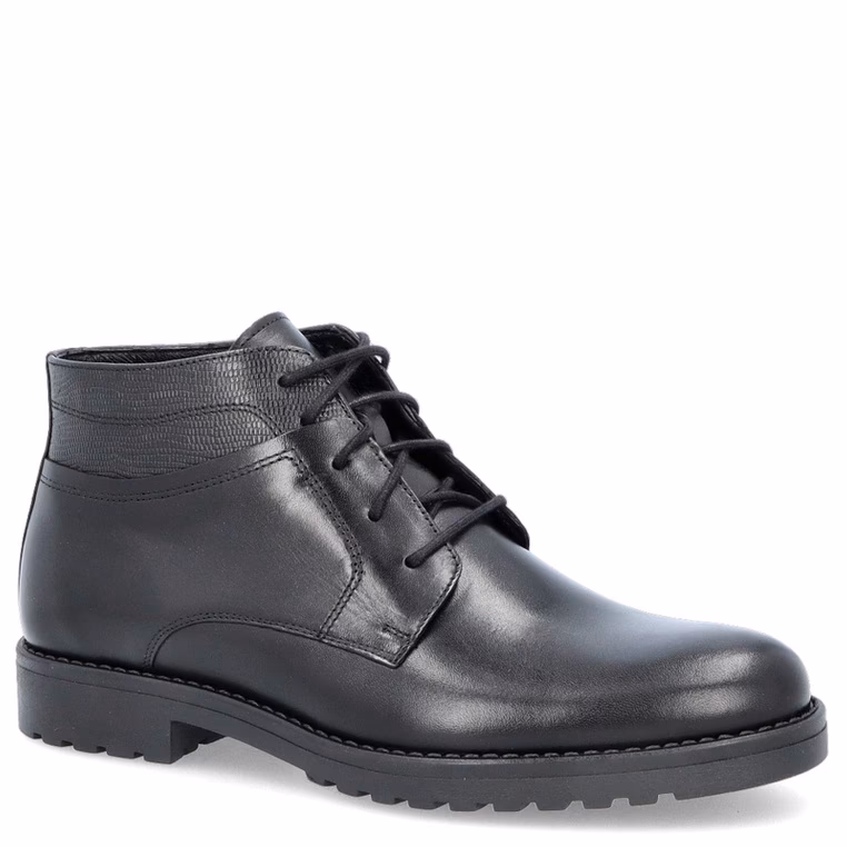 Jak nosić buty za kostkę męskie?