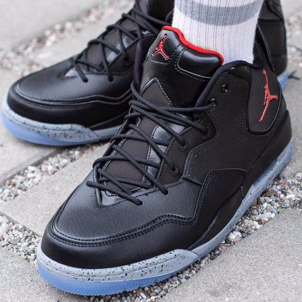 Czy buty Jordan Courtside 23 nadają się do koszykówki?