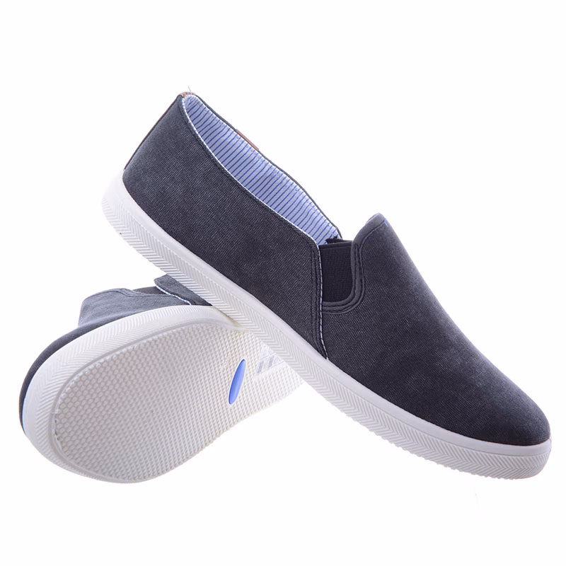 Slip on męskie - co to znaczy?