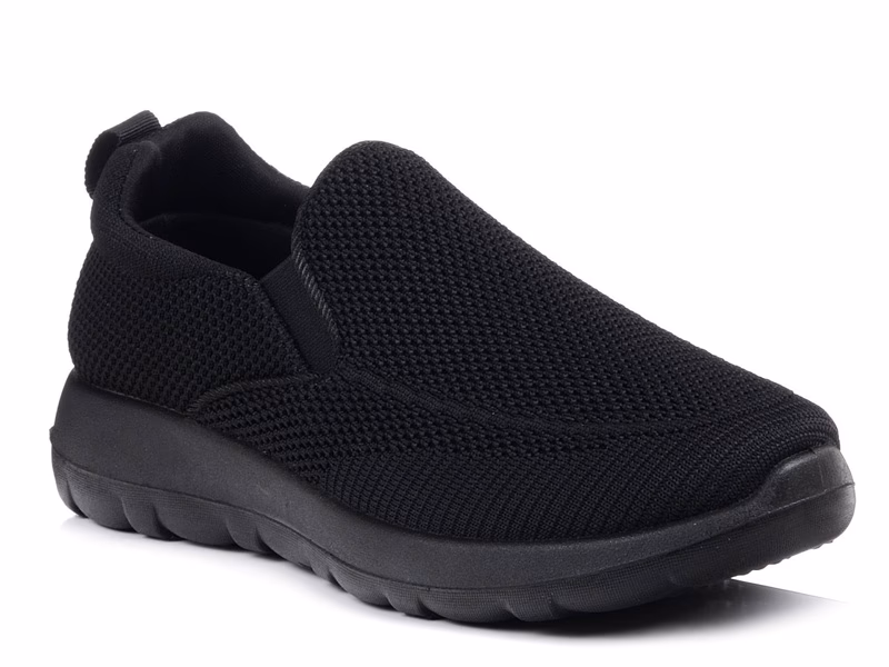 Jakie buty nosić do garnituru?