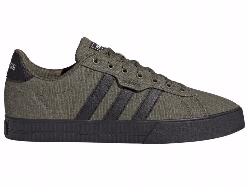 Jak dbać o buty sportowe?