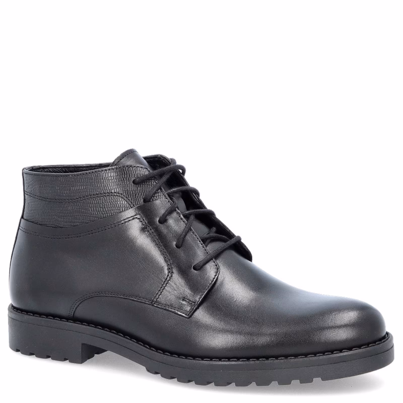 Jak dobrać buty męskie za kostkę?