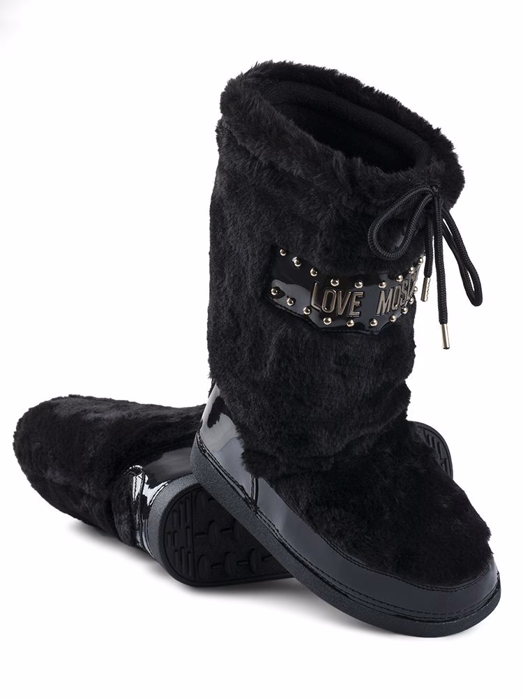 Jak nosić futrzane buty?