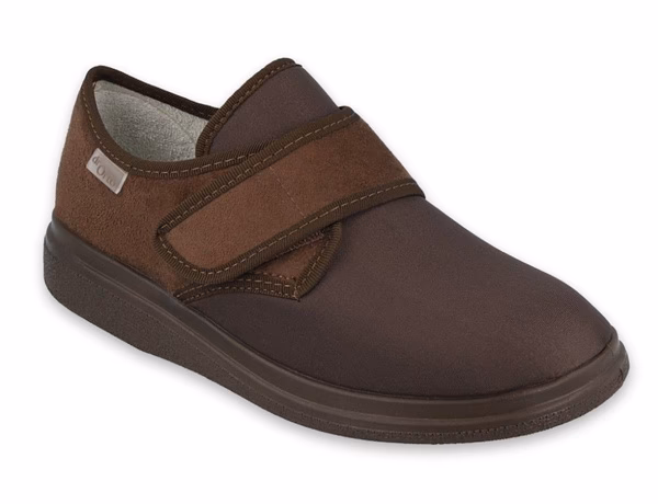 Czy istnieją specjalne buty na haluksy?