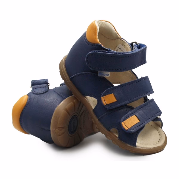 Jakie buty dla dziecka do wody?