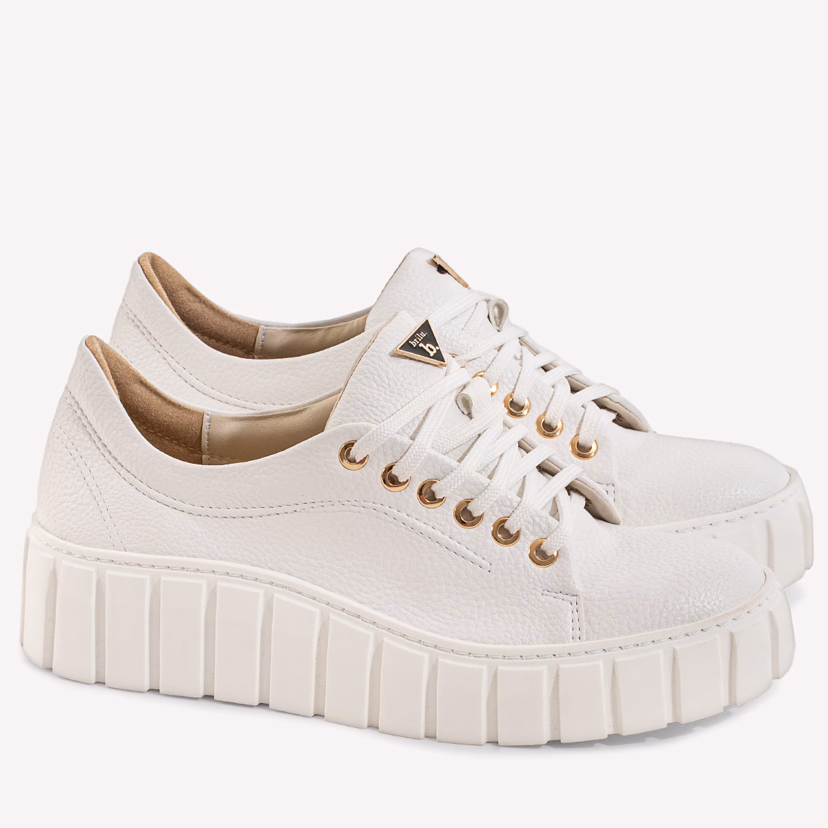 Buty na platformie – dla kogo?