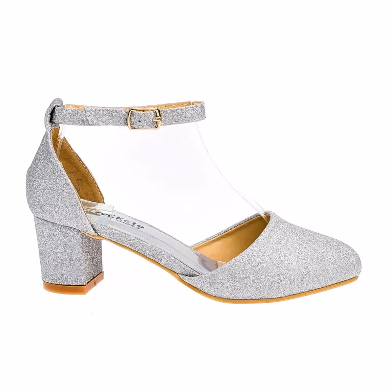 Jakie buty na wesele dla dziewczynki 11 lat?