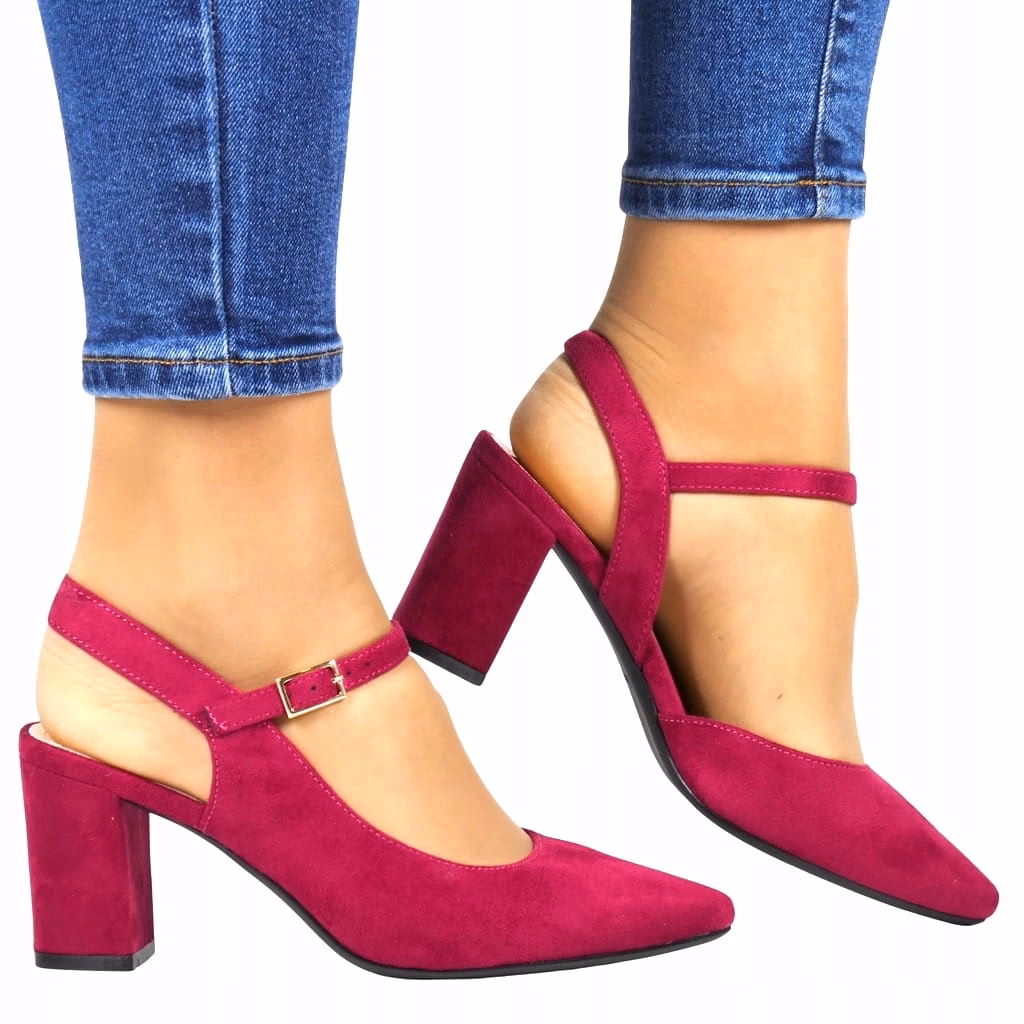 Do czego pasują różowe buty?