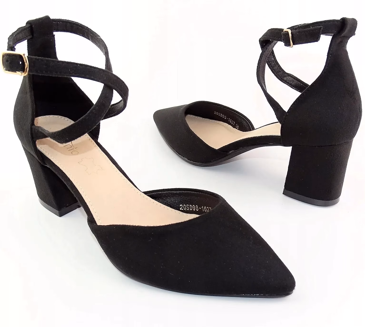 Jak dobrać buty do spodni?