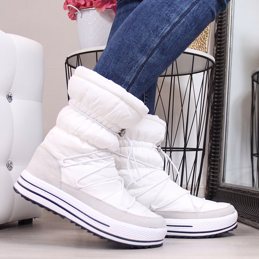 Czy buty trekkingowe nadają się na śnieg?